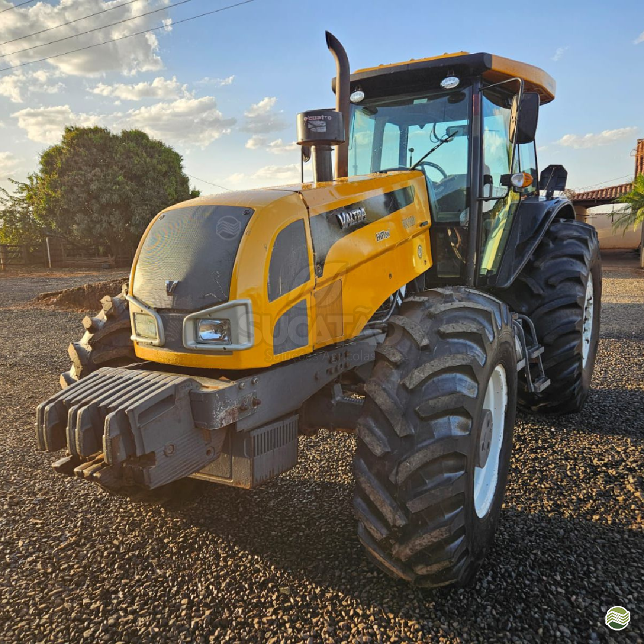 TRATOR VALTRA VALTRA BH 180 Tração 4x4 Sucatão Tratores e Peças IBIPORA PARANÁ PR